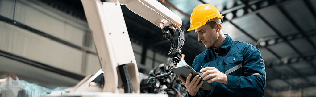 How app-based MRO management improves efficiency - page banner - V1